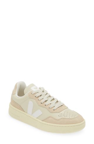 Veja, V-90 Leather Sneaker