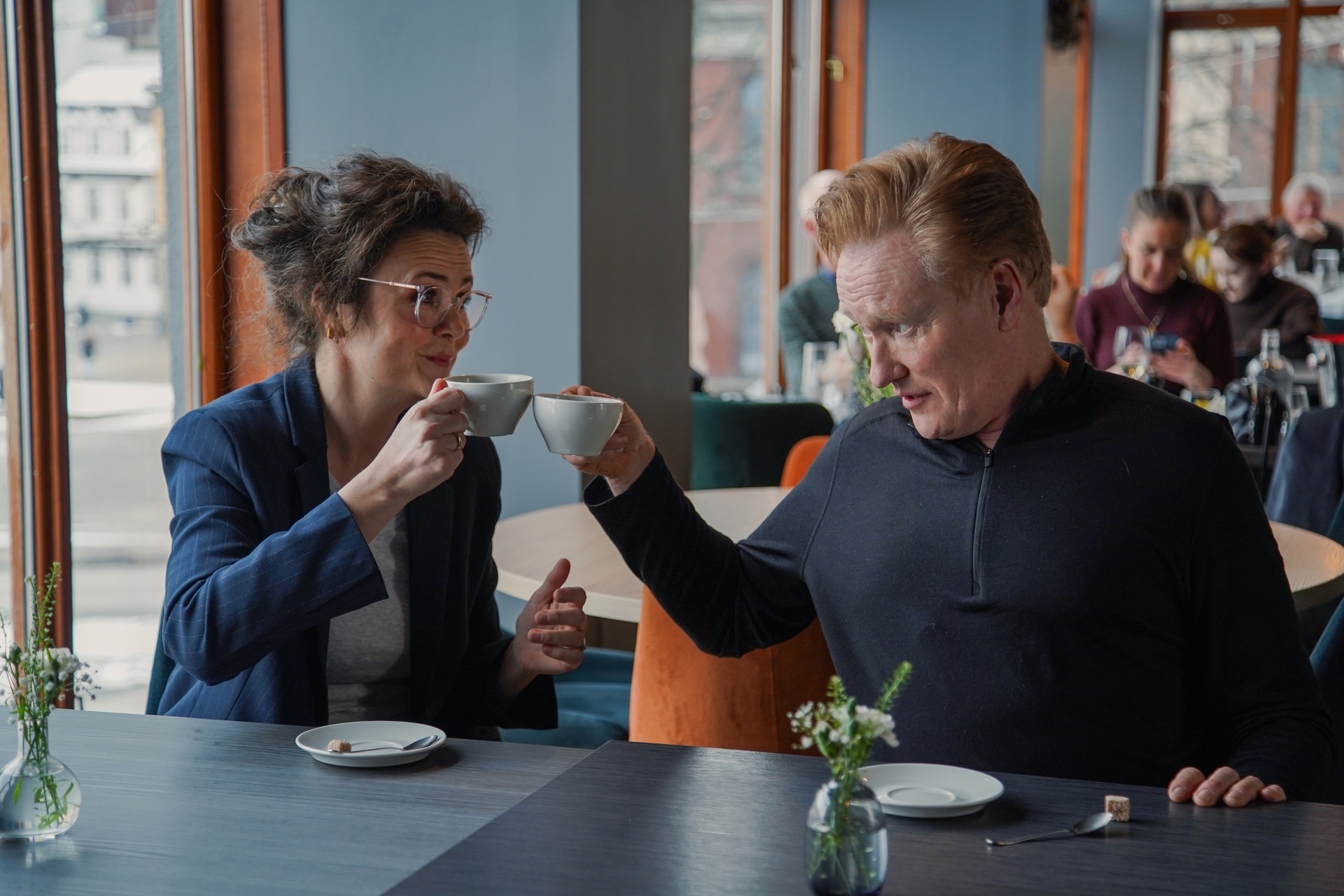 Conan O'Brien meets with a Scandinavian dating expert in Norway