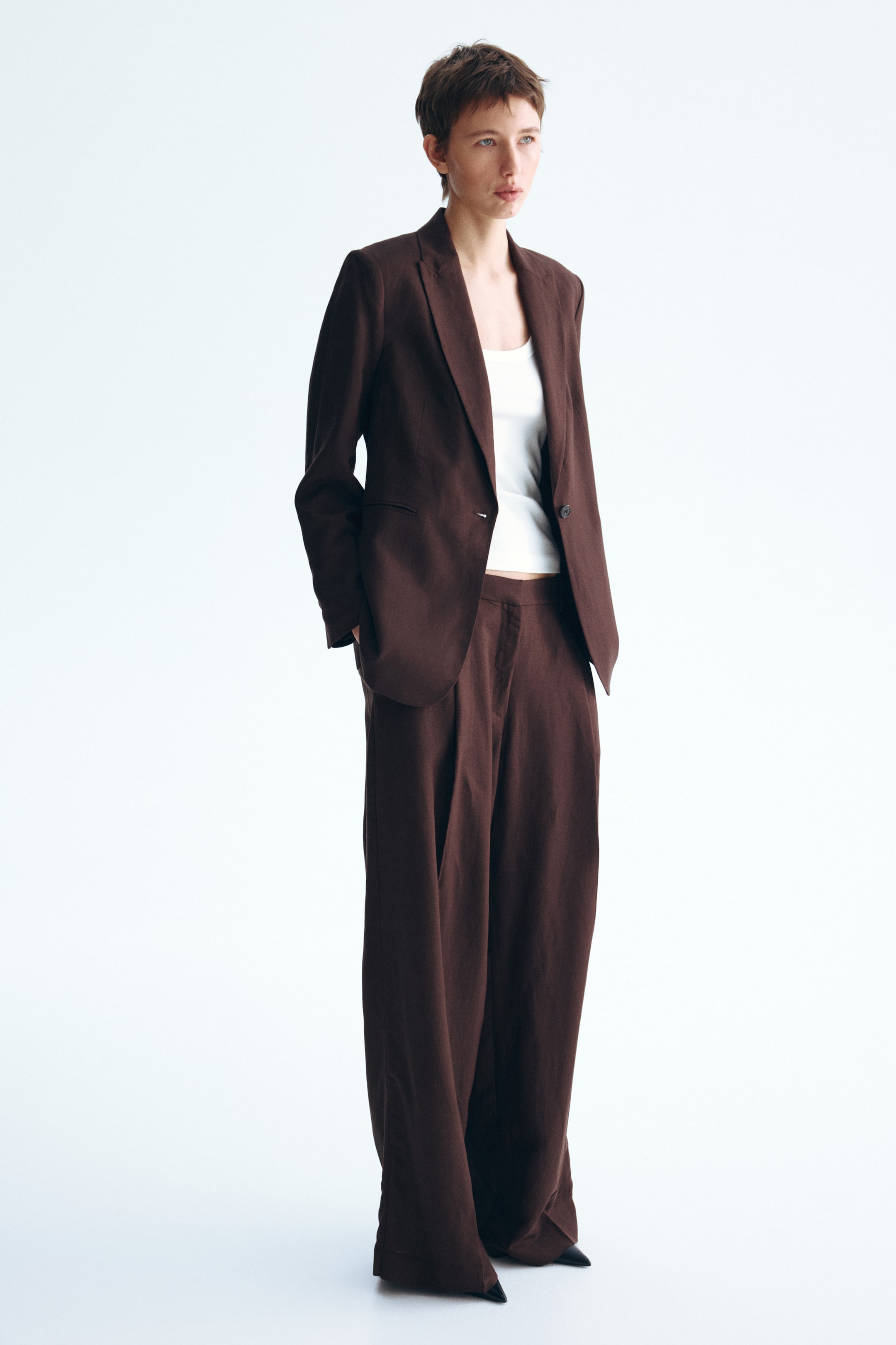 Tailored Linen-Blend Trousers - Dark Brown