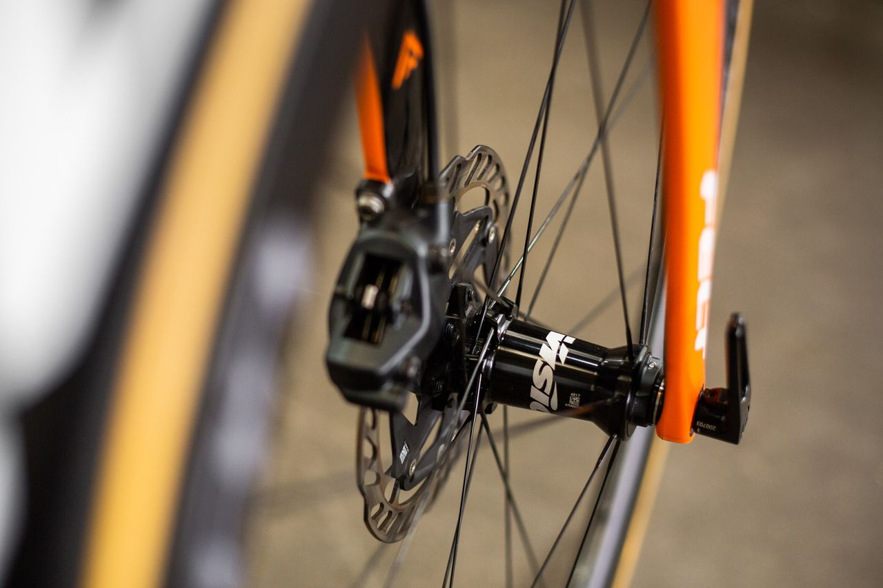 Rally Cycling's Felt AR