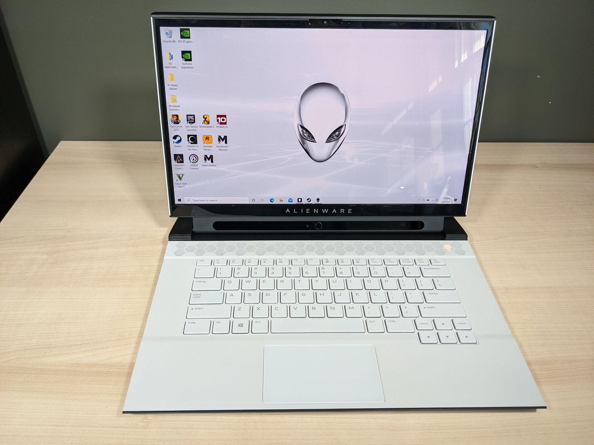 Alienware M15 R4 Gaming Laptop Review Rtx 30 Series Performance Eye