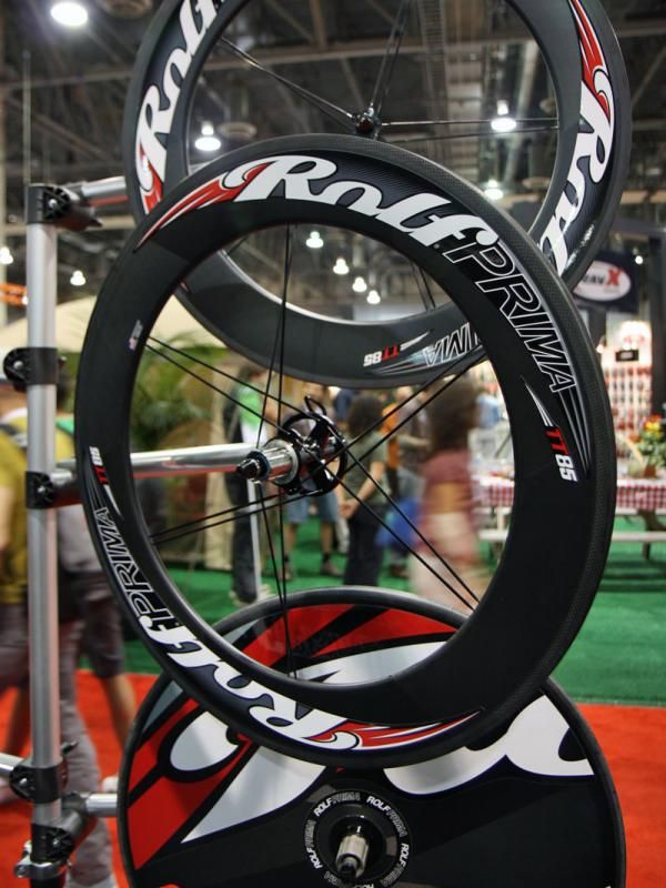 The Rolf Prima TT85 shares its rear wheel with the TDF85 but drops down to a paltry 10-spoke count up front.