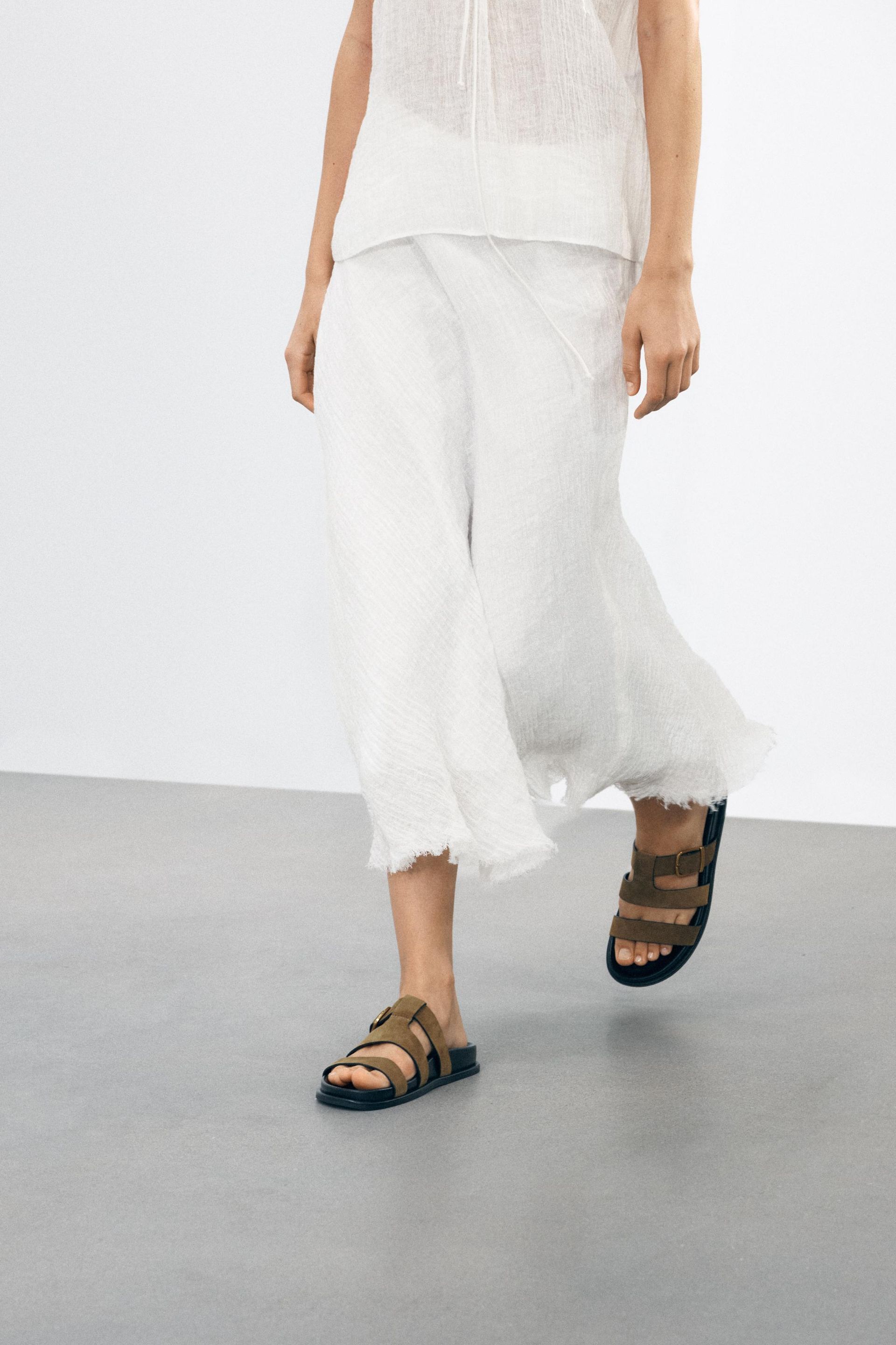 Buckle Flat Split Suede Sandals