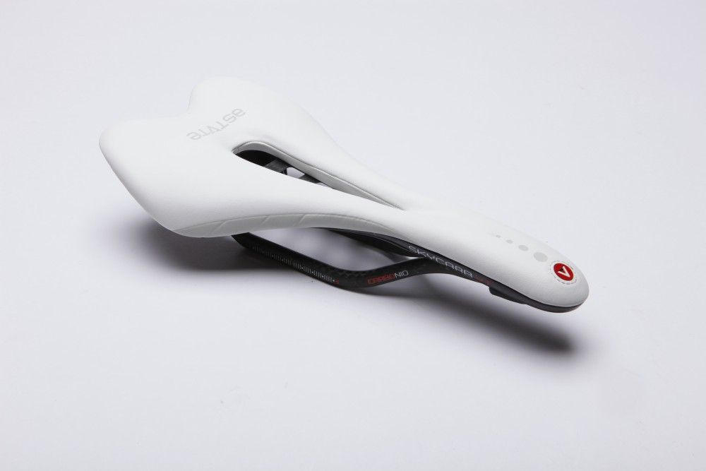 astute skycarb vt saddle