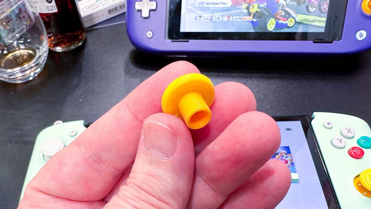 CRKD Nitro Deck removable thumbsticks
