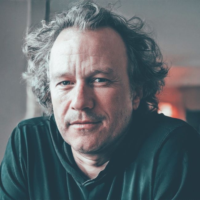 Photographer uses AI to imagine how dead famous people would look today