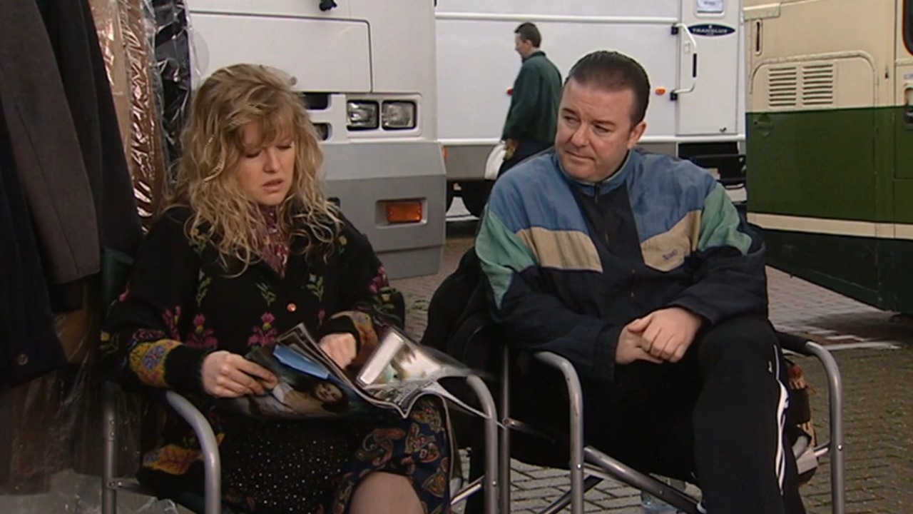 Ashley Jensen and Ricky Gervais in Extras