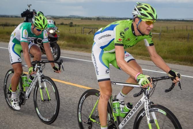 Peter Sagan (Cannondale) is sheltered by teammate Ted King on the way into Calgary.