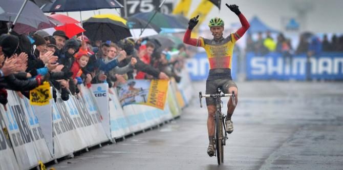 Belgian champion Sven Nys (Landbouwkrediet-Euphony) wins the third round of the cyclo-cross World Cup in Koksijde, Belgium.