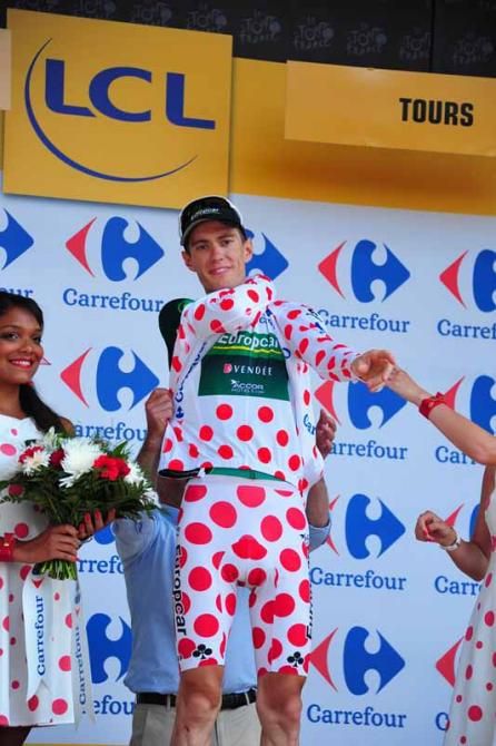 Pierre Rolland pulls on polka-dot jersey