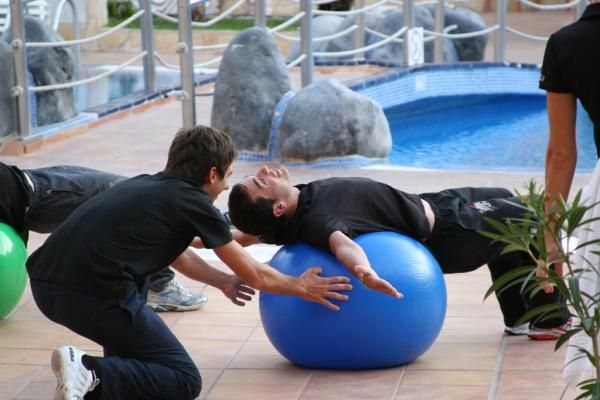 The Cerv&eacute;lo riders have also taken the opportunity to do some core stability work