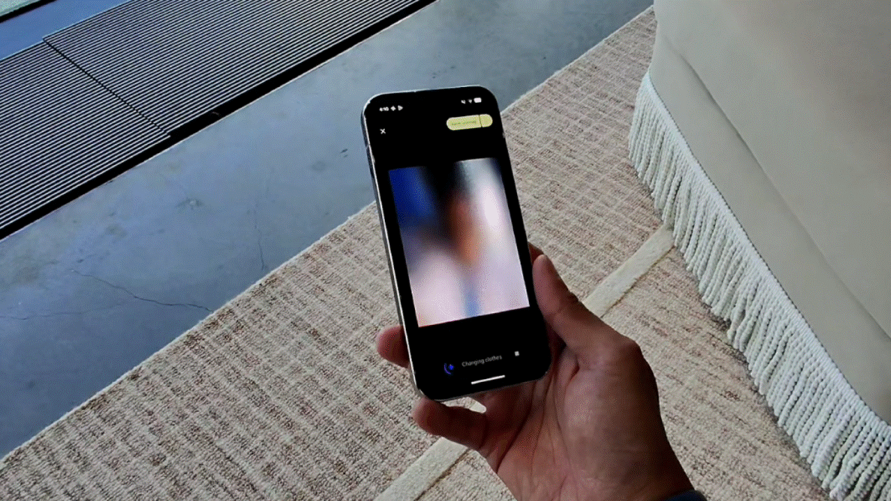 Ask Photos on Pixel 10 Pro XL.