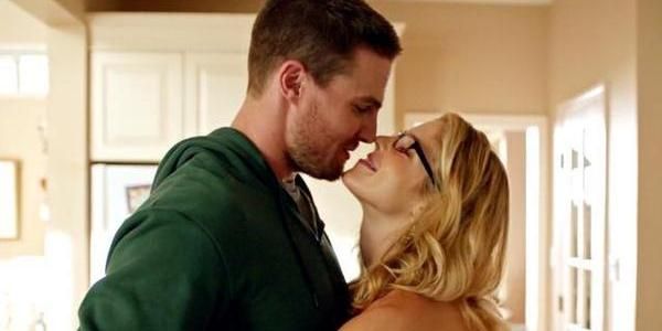 Arrow's Olicity Kisses Are Not All That Romantic In Real Life | Cinemablend