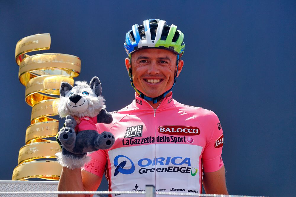 Simon Gerrans (Orica GreenEdge) and the new Giro mascot