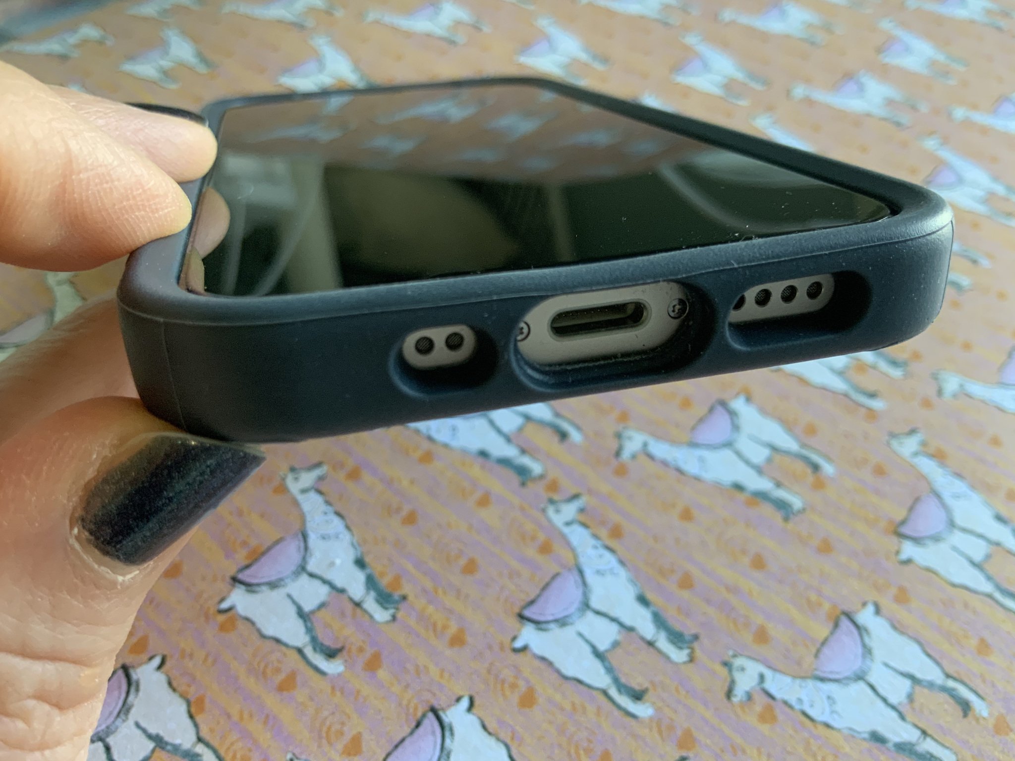 Otterbox Aneu Series Iphone Case 12 Lifestyle