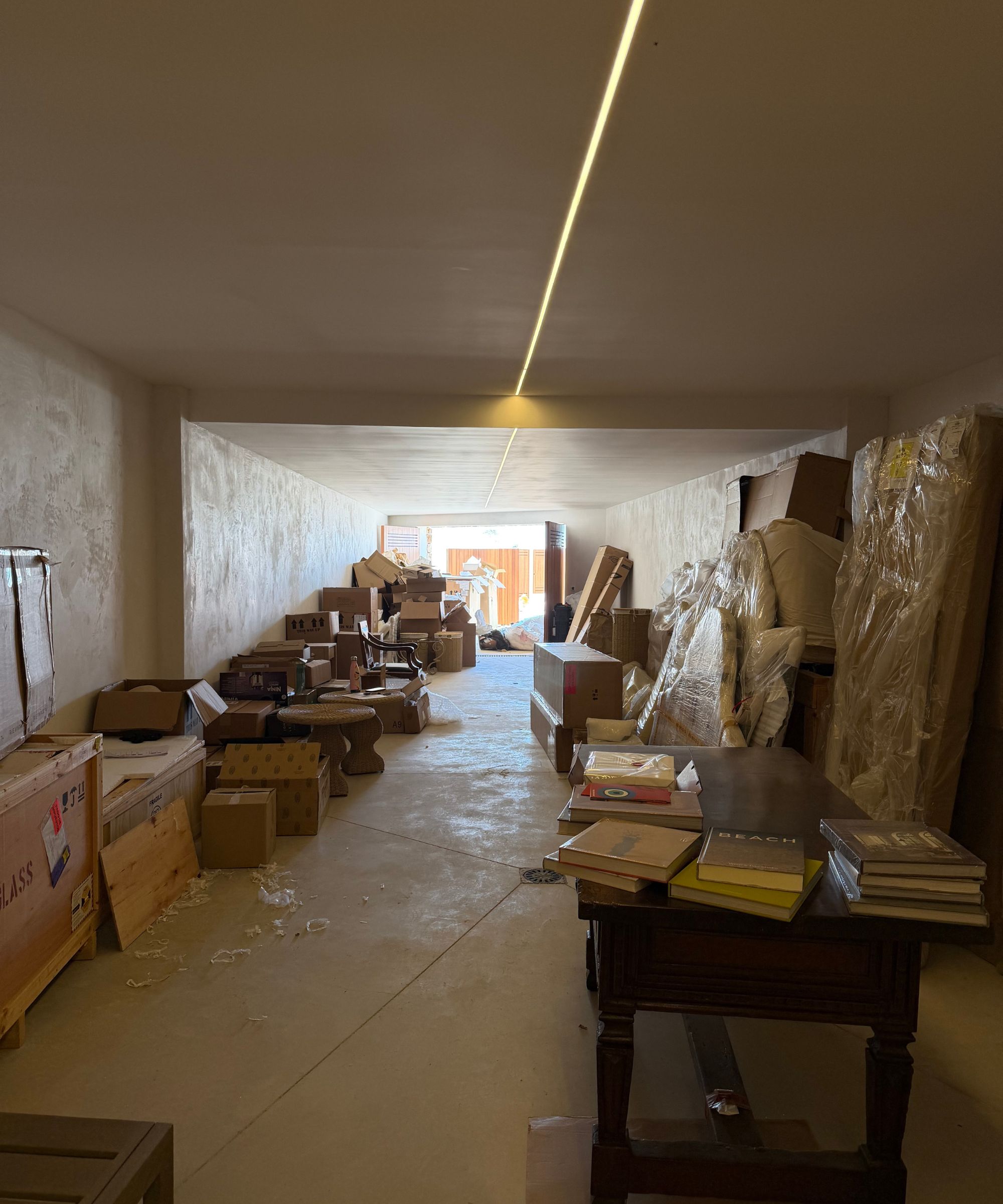 A large room filled with boxes