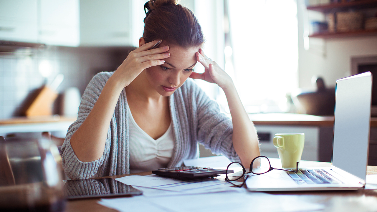 Woman at a desk © Getty Images