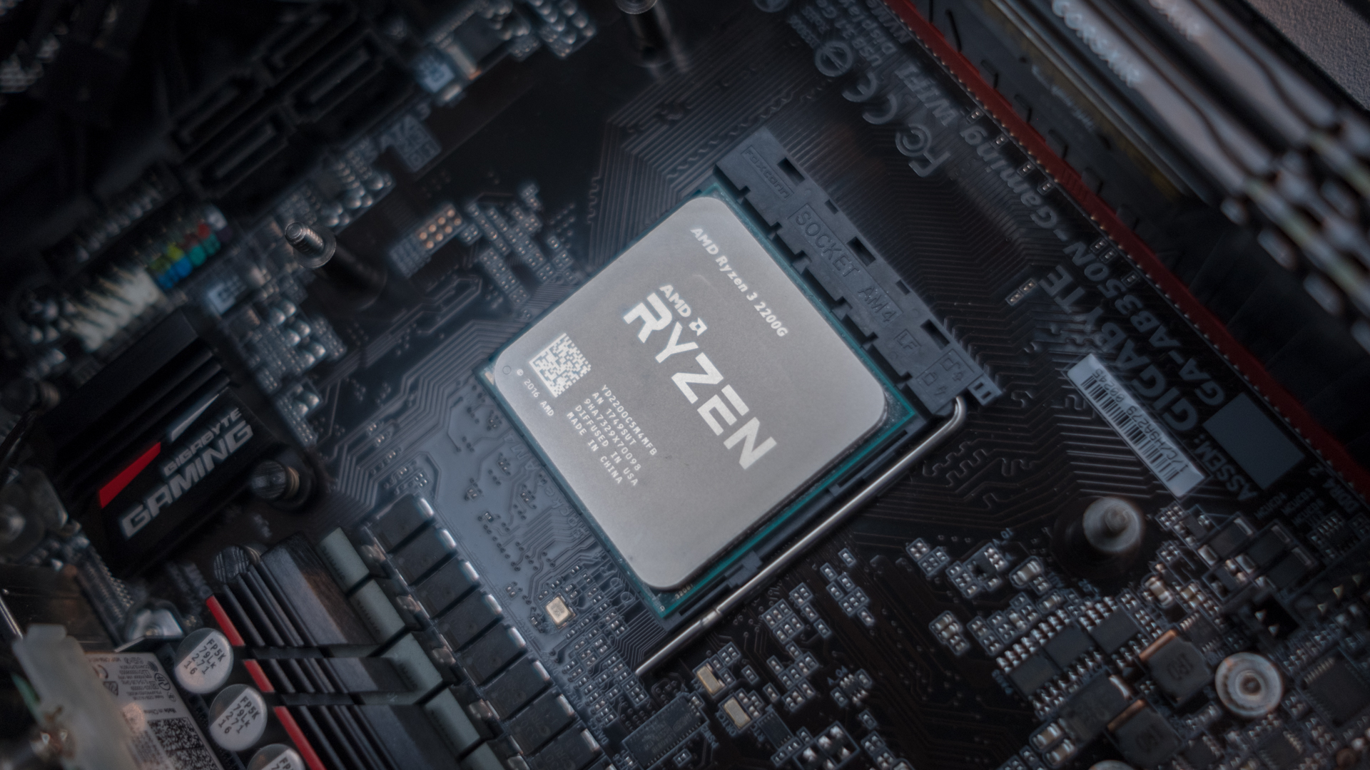 Gaming With The $99 Ryzen 3 3200G