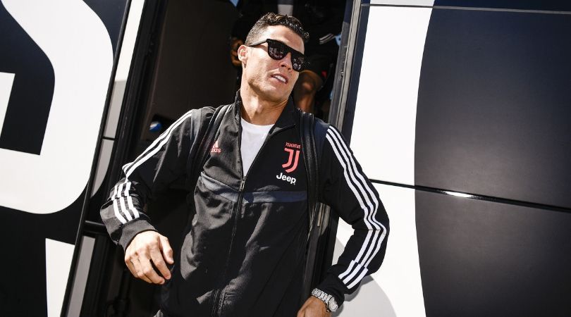 Furious Fan Flies From South Korea To Sweden To Grill Cristiano Ronaldo And It Doesn T Go Well Fourfourtwo