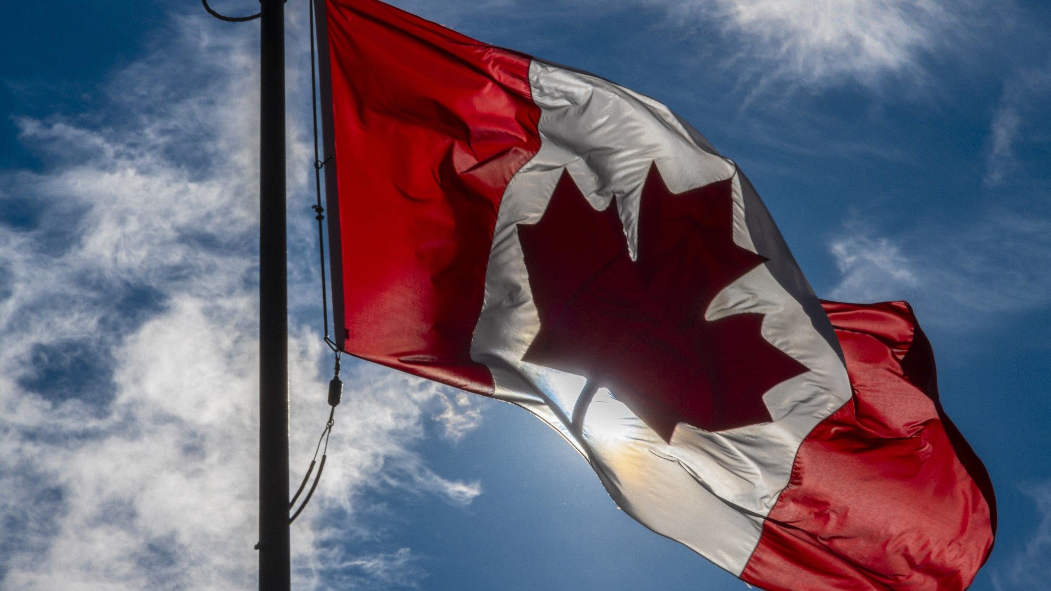 Canada’s Bill C-22: Why Signal, Apple, and top VPNs are fighting the 'surveillance' law