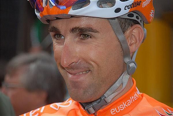 Haimar Zubeldia (Euskaltel-Euskadi) before he knew he would lose major time on the climbs.