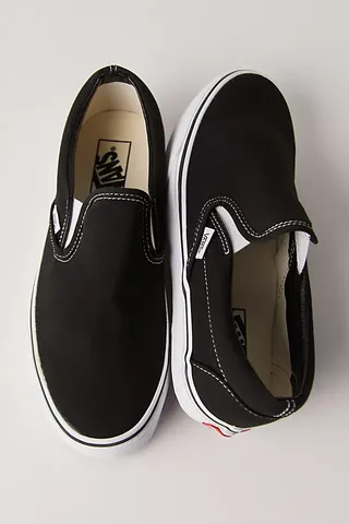 Vans Classic Slip-On Sneakers