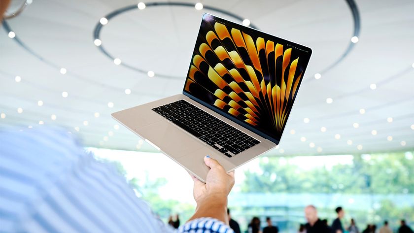 A person holding the 15-inch MacBook Air at Apple&#039;s Worldwide Developers Conference (WWDC) in 2023.