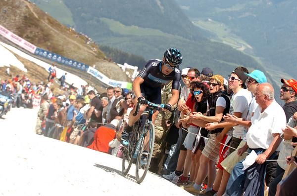Greg Henderson (Sky) in action on the Plan de Corones.