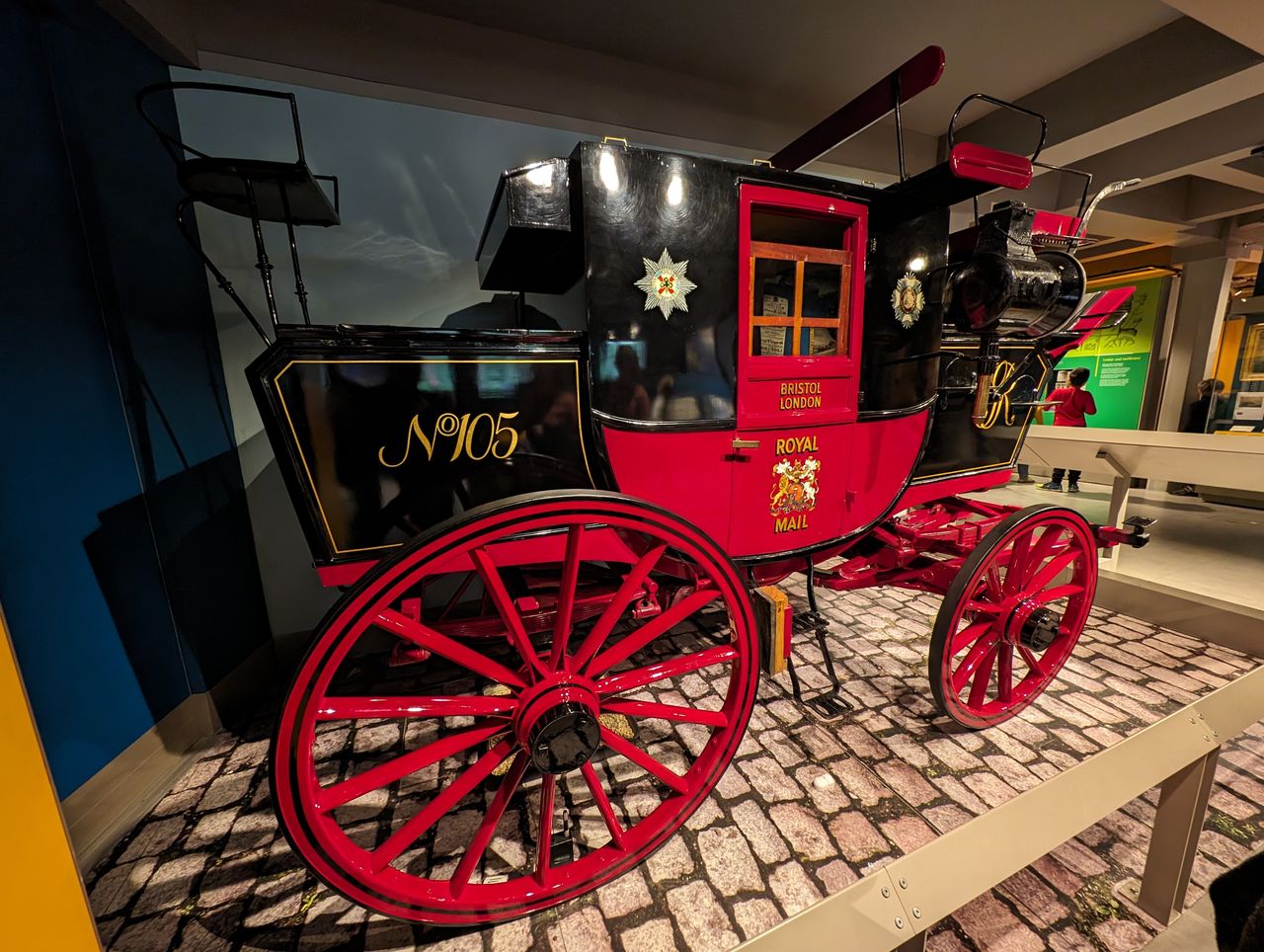 Pixel 8 Pro AI photos