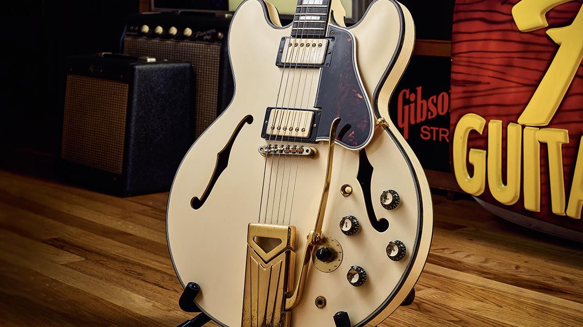 Joe Bonamassa's 1961 Gibson ES-355TDSV&nbsp;in &lsquo;Tuxedo&rsquo;&nbsp;finish