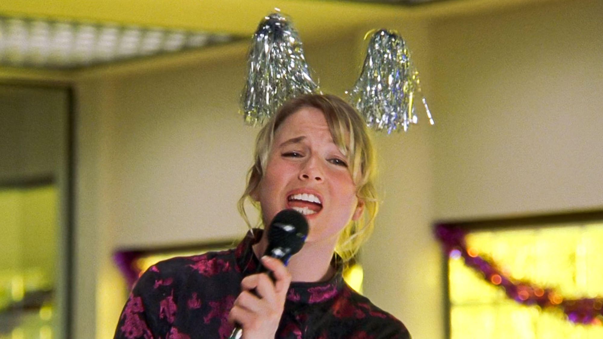 How To Navigate Party Season Without A Plus One 