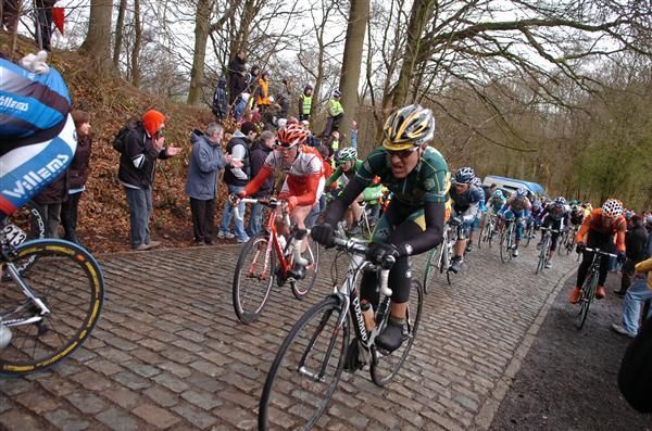 Climbing the Kemmelberg in the 2010 Three Days of de Panne.