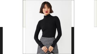 model wearing & Other Stories black Fitted Merino Knit Turtleneck with black and white checked miniskirt