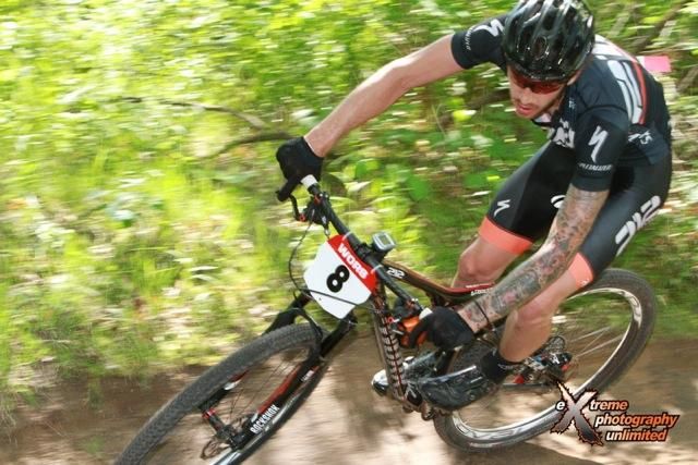 Justin Piontek (Adventure 212/Specialized) has full concentration
