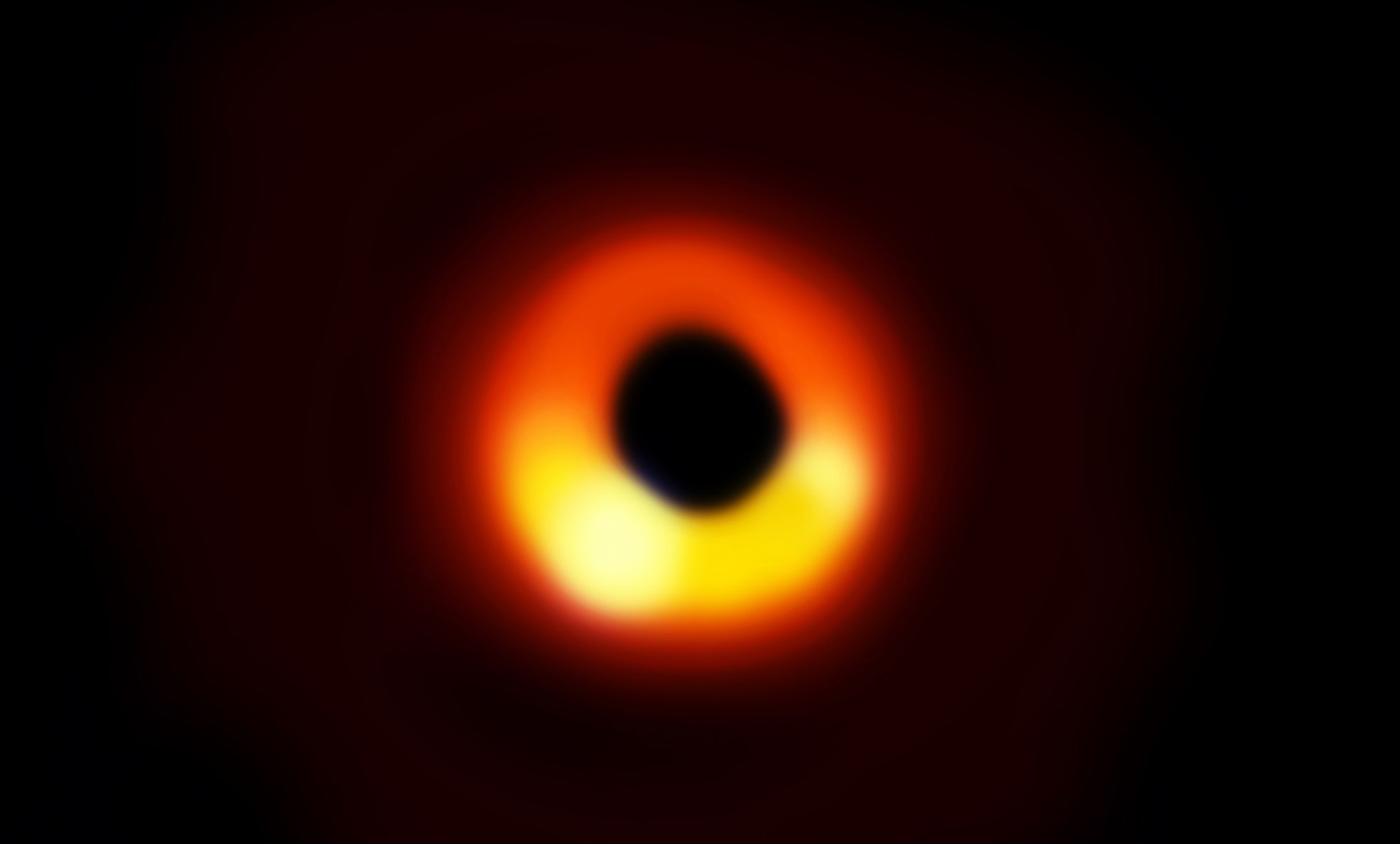 L'immagine ritrae il buco nero M87 al centro della galassia Messier 87
