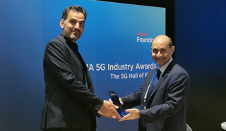 TVU Networks global marketing director Yoni Tayar accepts GSMA’s 5G Innovation Challenge award on behalf of the company at Mobile World Congress in Barcelona, Spain.