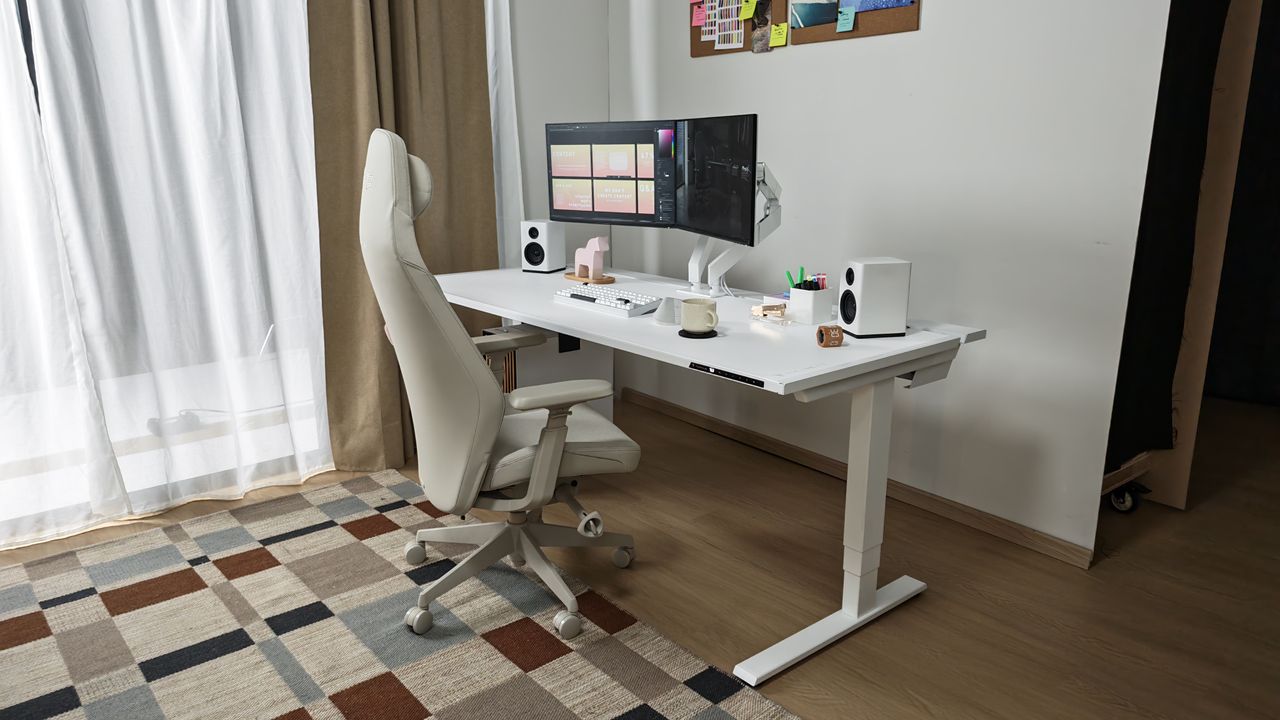 The Secretlab Atlas on show at the brand's Singapore showroom and office.