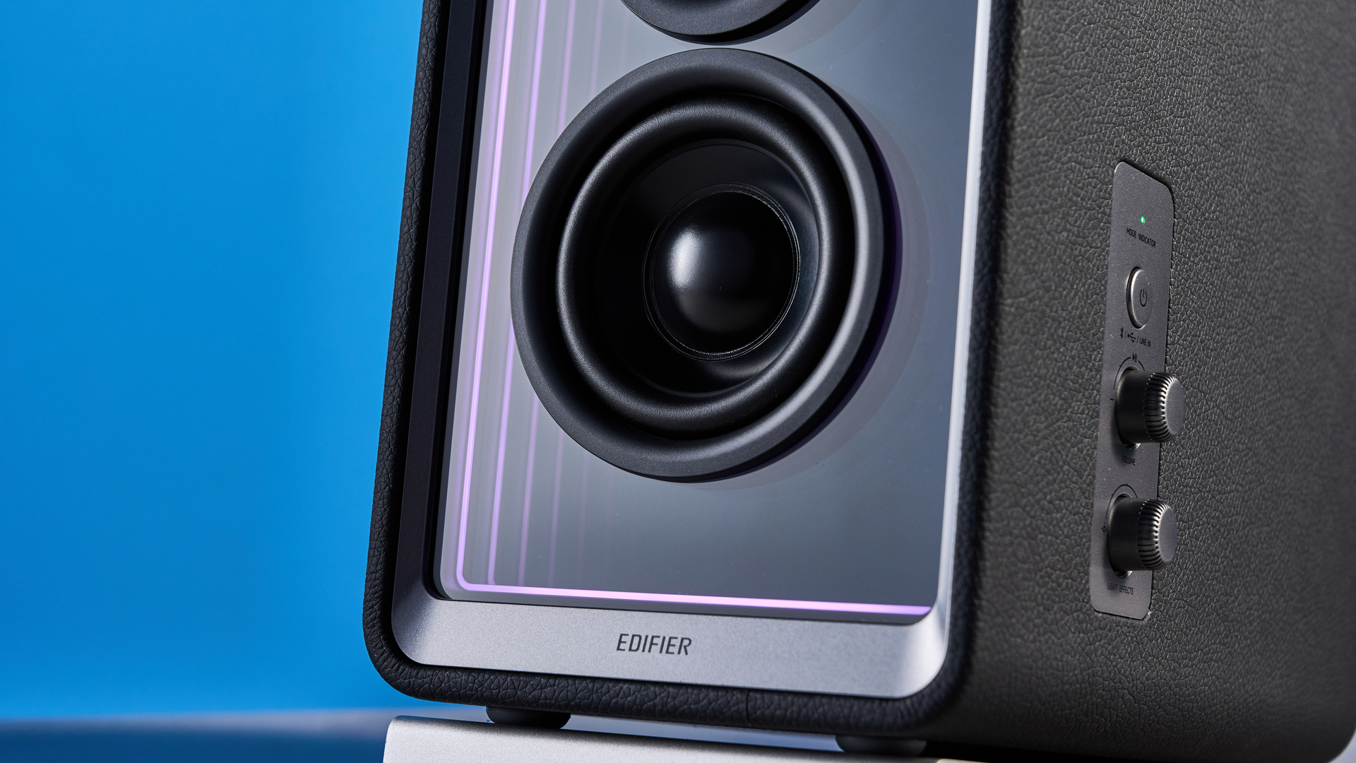 A pair of Edifier QR65 gaming speakers in black