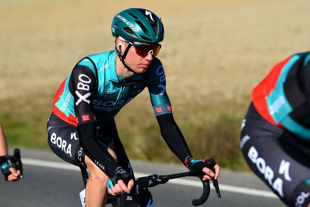 PALMA SPAIN JANUARY 30 Aleksander Vlasov of Russia and Team Bora Hansgrohe competes during the 1st Challenge Ciclista Mallorca 2022 Trofeo Playa De PalmaPalma a 1691km race from Playa de Palma to Palma ChallengeMallorca on January 30 2022 in Palma Spain Photo by Dario BelingheriGetty Images