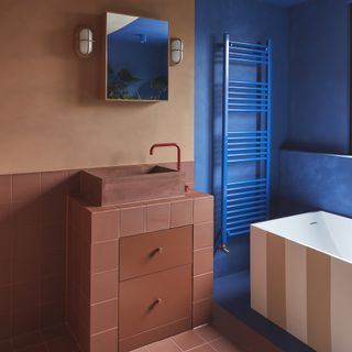 Bathroom with terracotta and electric blue colour blocking