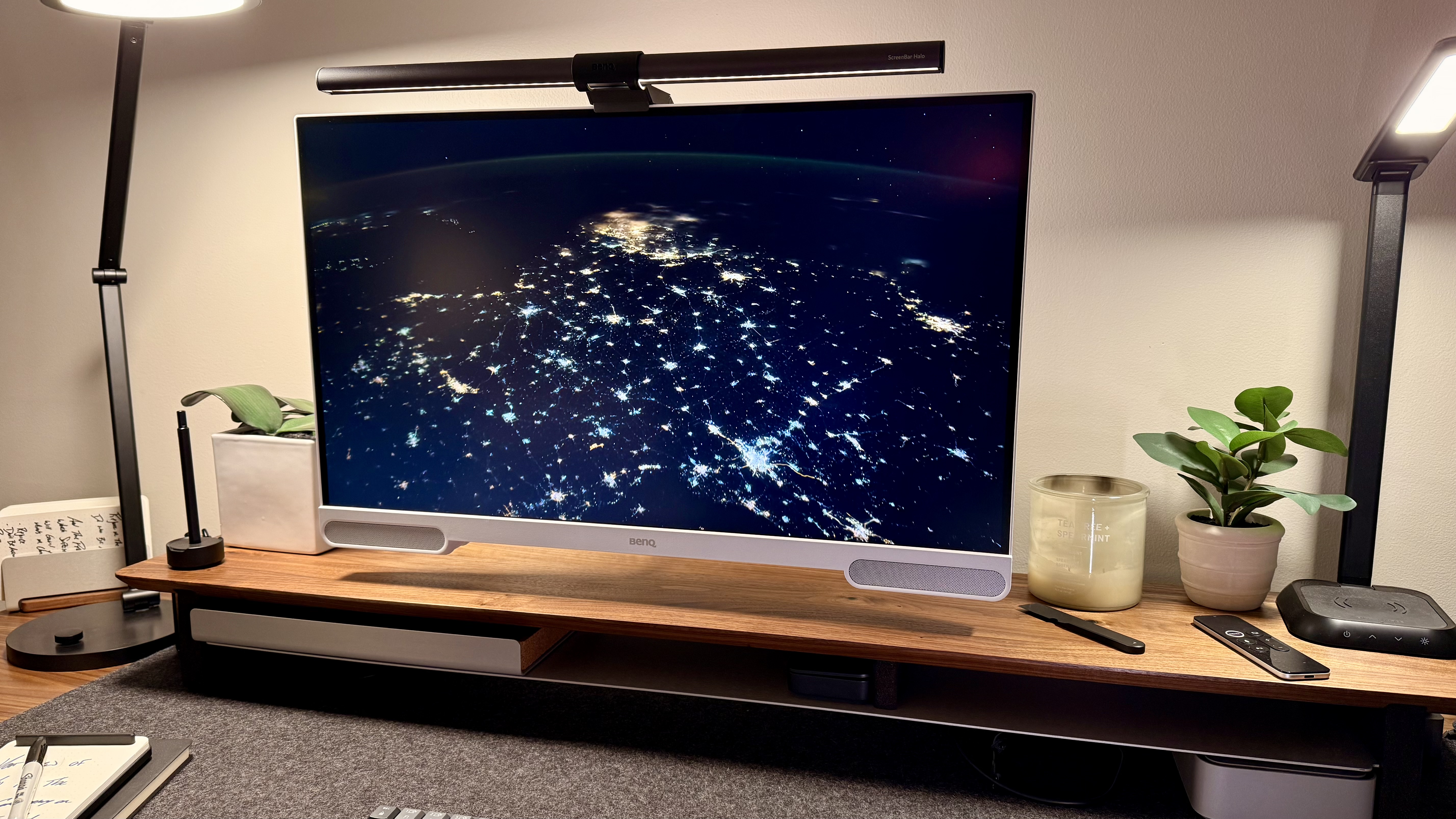 BenQ EW2790U