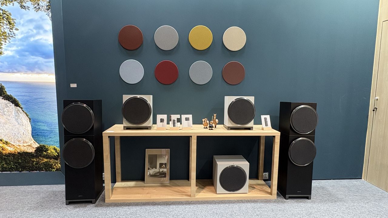 Jamo Concert Element 50 speakers
