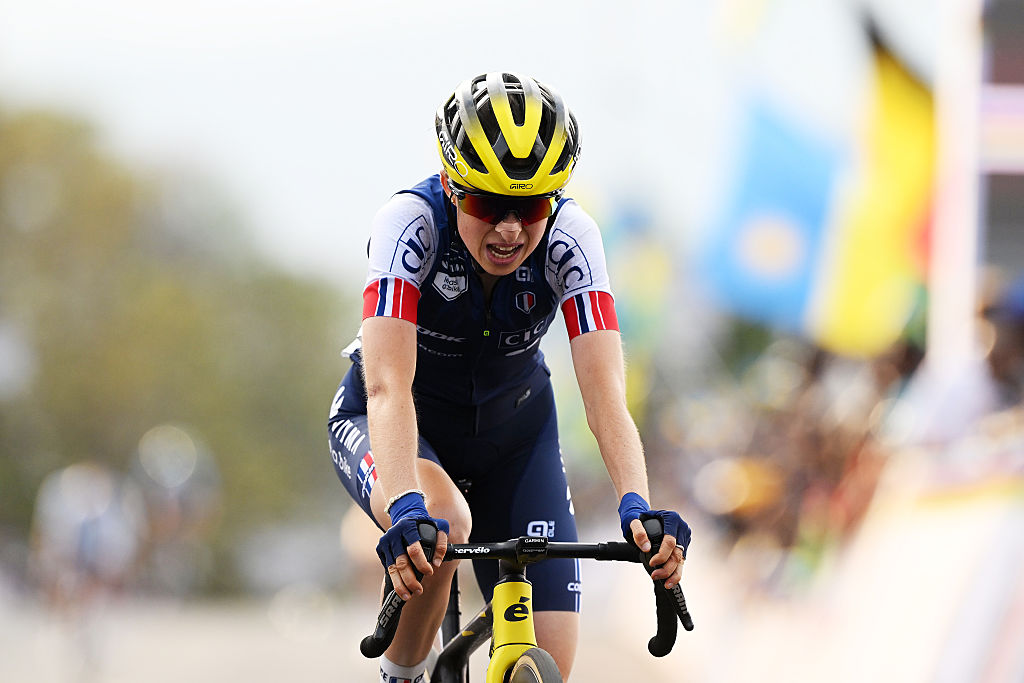 KIGALI, RWANDA - SEPTEMBER 25: Marion Bunel of Team France crosses the finish line during the 98th UCI Cycling World Championships Kigali 2025 - Women Under 23 Road Race a 119,3 km one day race from Kigali to Kigali on September 25, 2025 in Kigali, Rwanda. (Photo by Dario Belingheri/Getty Images)