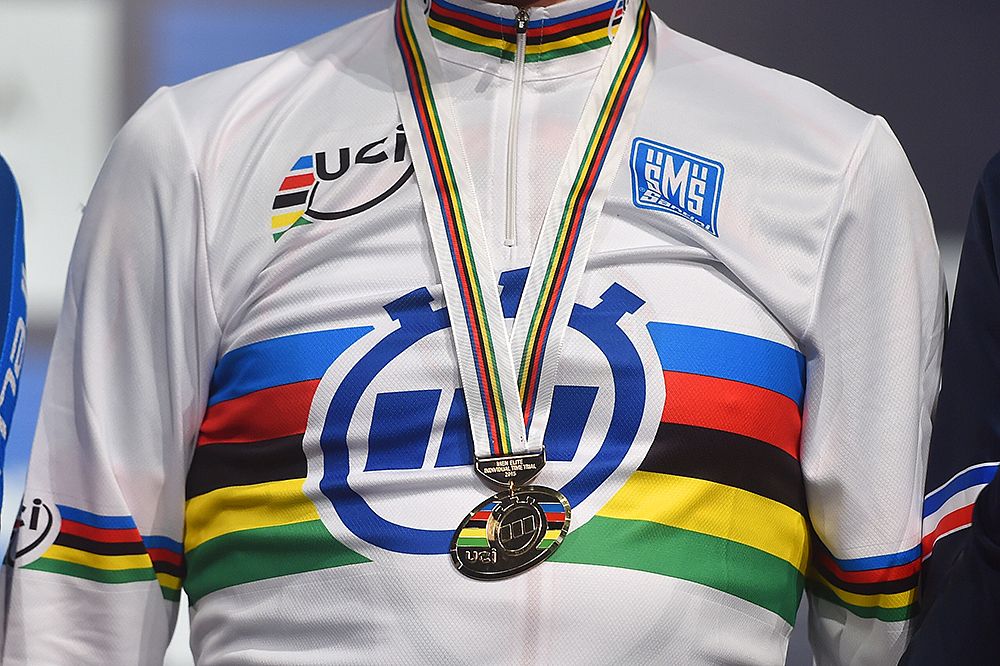 Vasil Kiryienka (Belarus) wears the rainbow jersey and wins the gold medal in the time trial