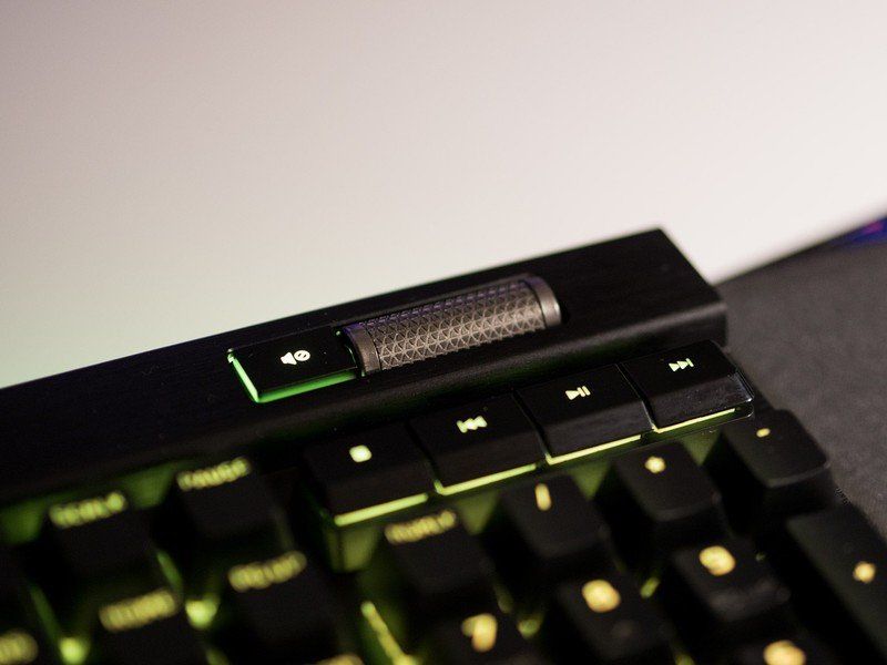 Corsair K100 RGB Keyboard review