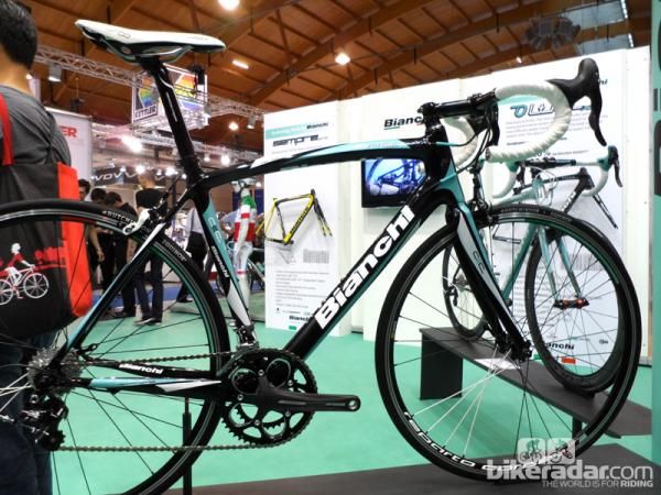 The revamped Sempre now features full internal cable routing that&rsquo;s both mechanical and electronic compatible