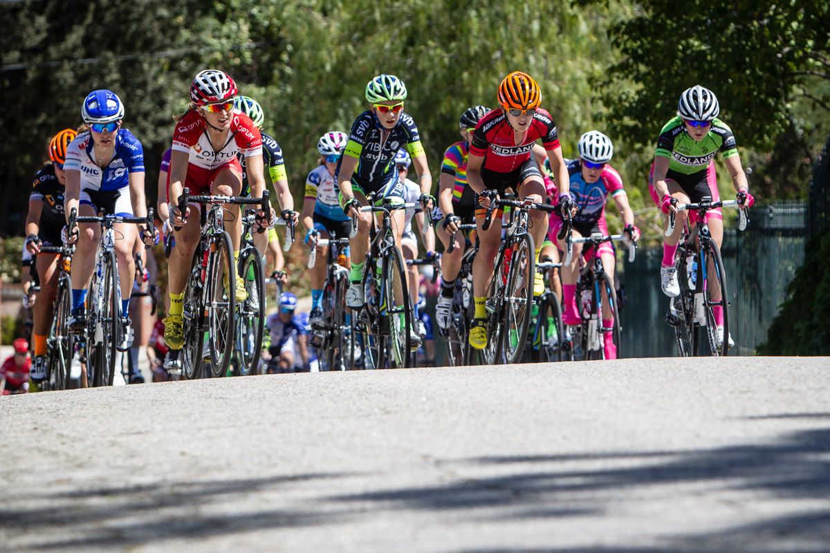 Several teams take to the front with a solo rider up the road