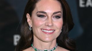 Kate Middleton's lifted face hack
