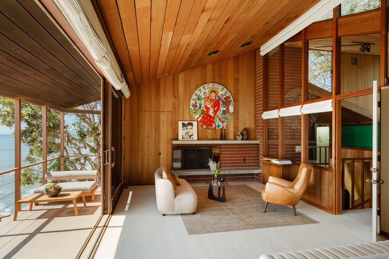 Views of the Ventura Beach House