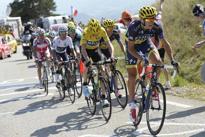 Roman Kreuziger (Saxo-Tinkoff) helped to keep the pressure on Froome